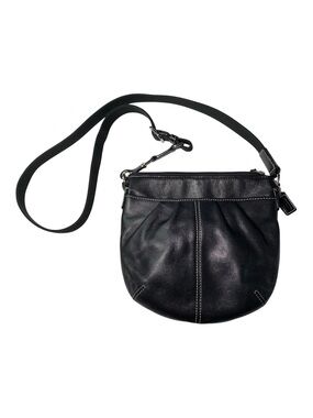 Coach Soho Crossbody Bag Black Pleated Leather Swingback Bag 8.5 x 8.5”
F4283